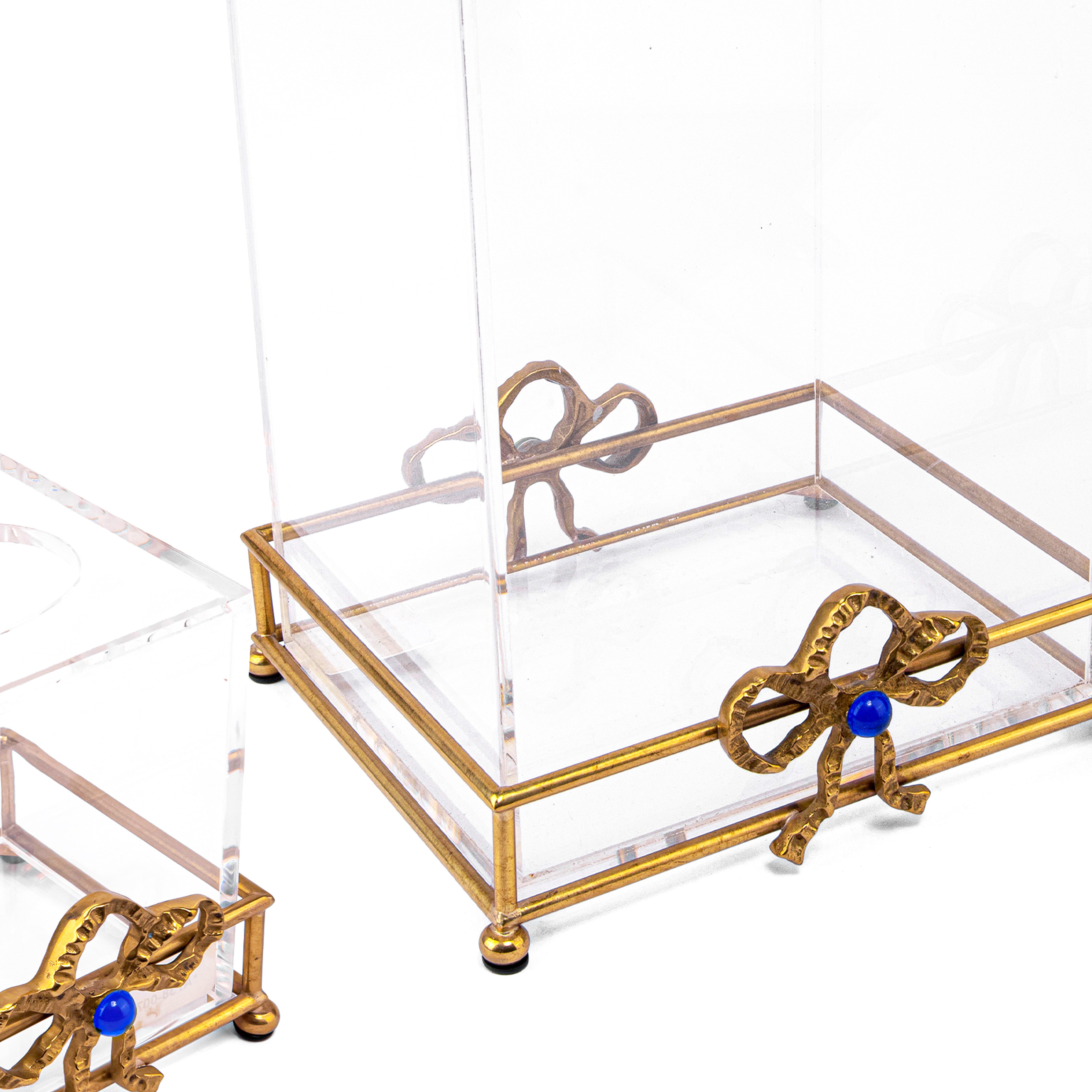 Selezioni Domus. A Set of Classic Tissue Box & Wastebasket With Blue Stone