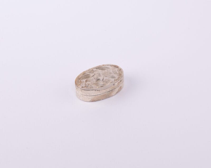 Zaramella Argenti. Sterling Silver Vintage Oval Pill case with Branch Design. Small Size