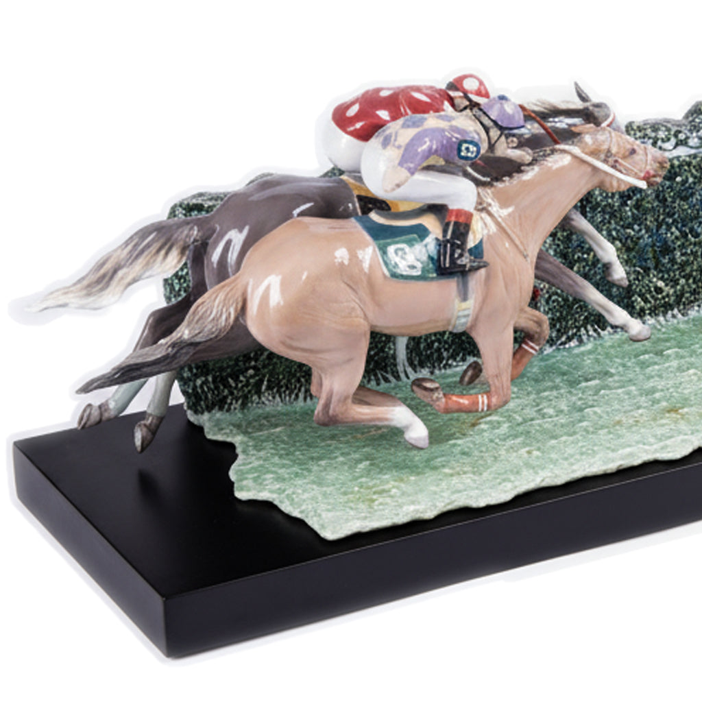 Lladró. At the Derby Horses Sculpture by Ernest Massuet.Limited Edition. Large Size
