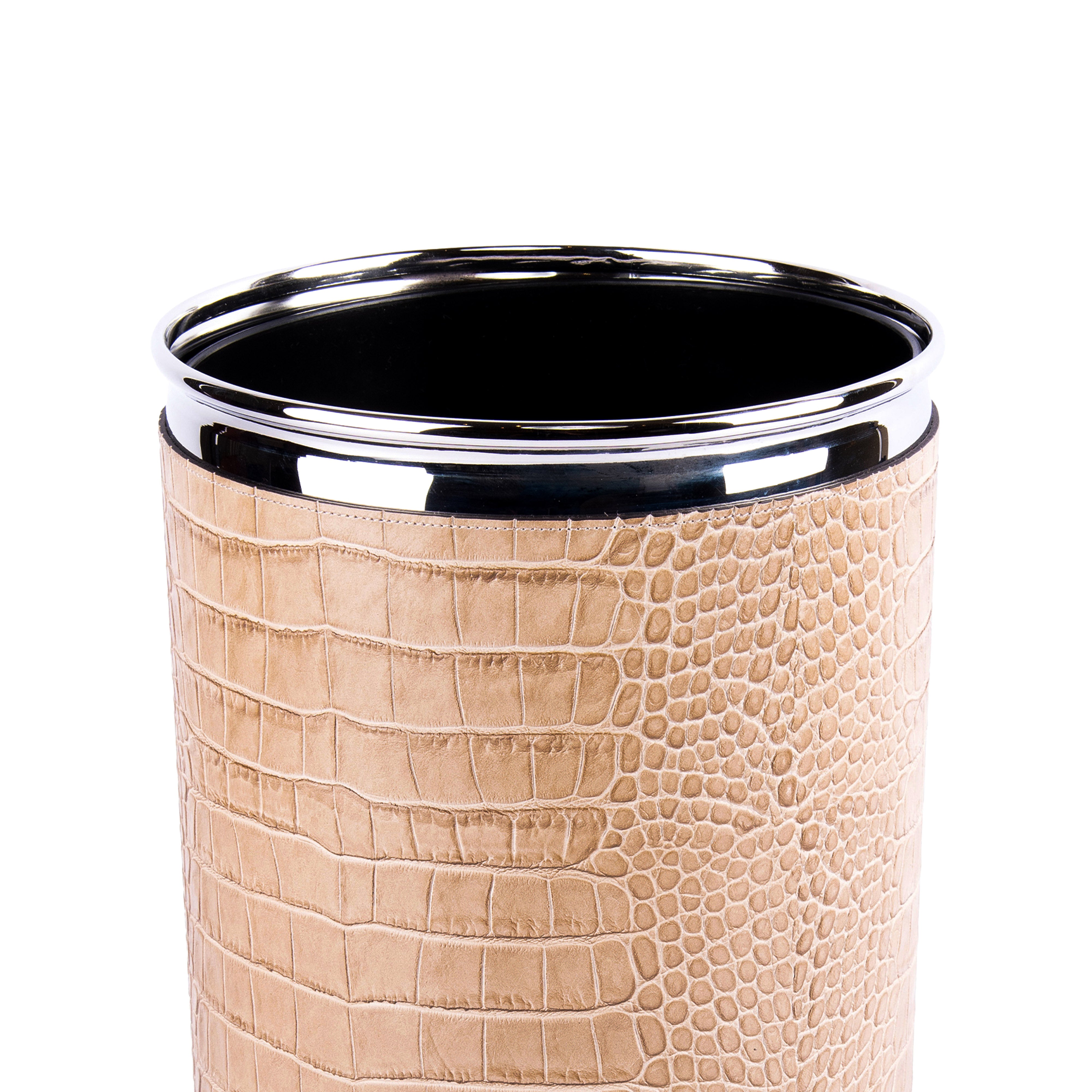 Pinetti. A Set of Tissue Box & Round Waste Basket Made of Leather and Stainless Steel