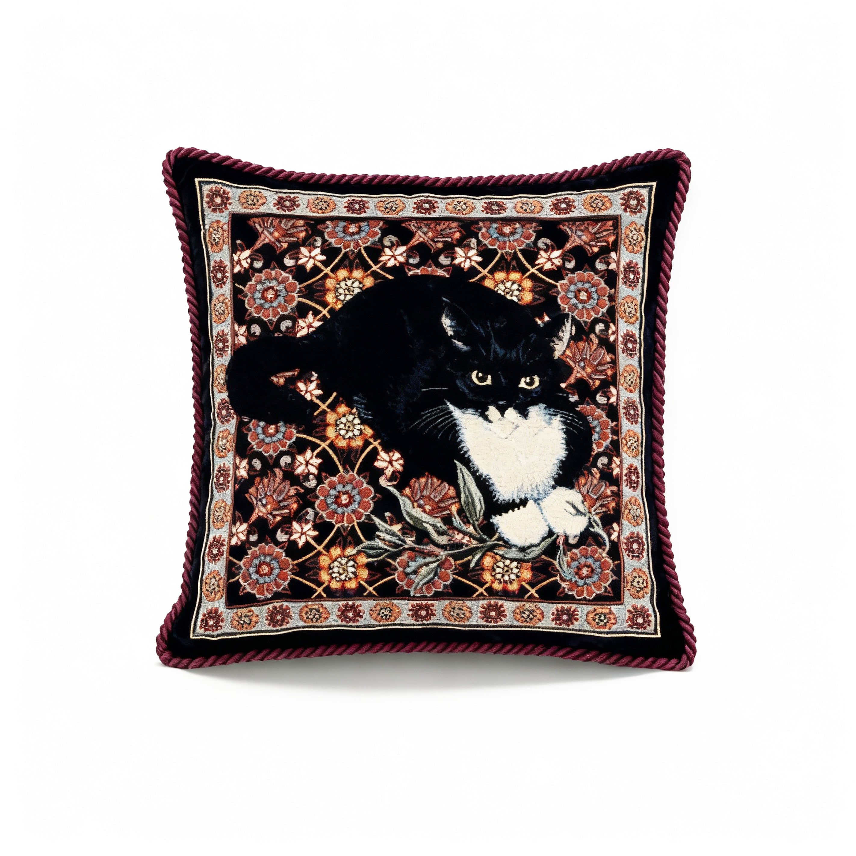 Idée Art Exclusive. Cushion with Cat Motif. Large Size